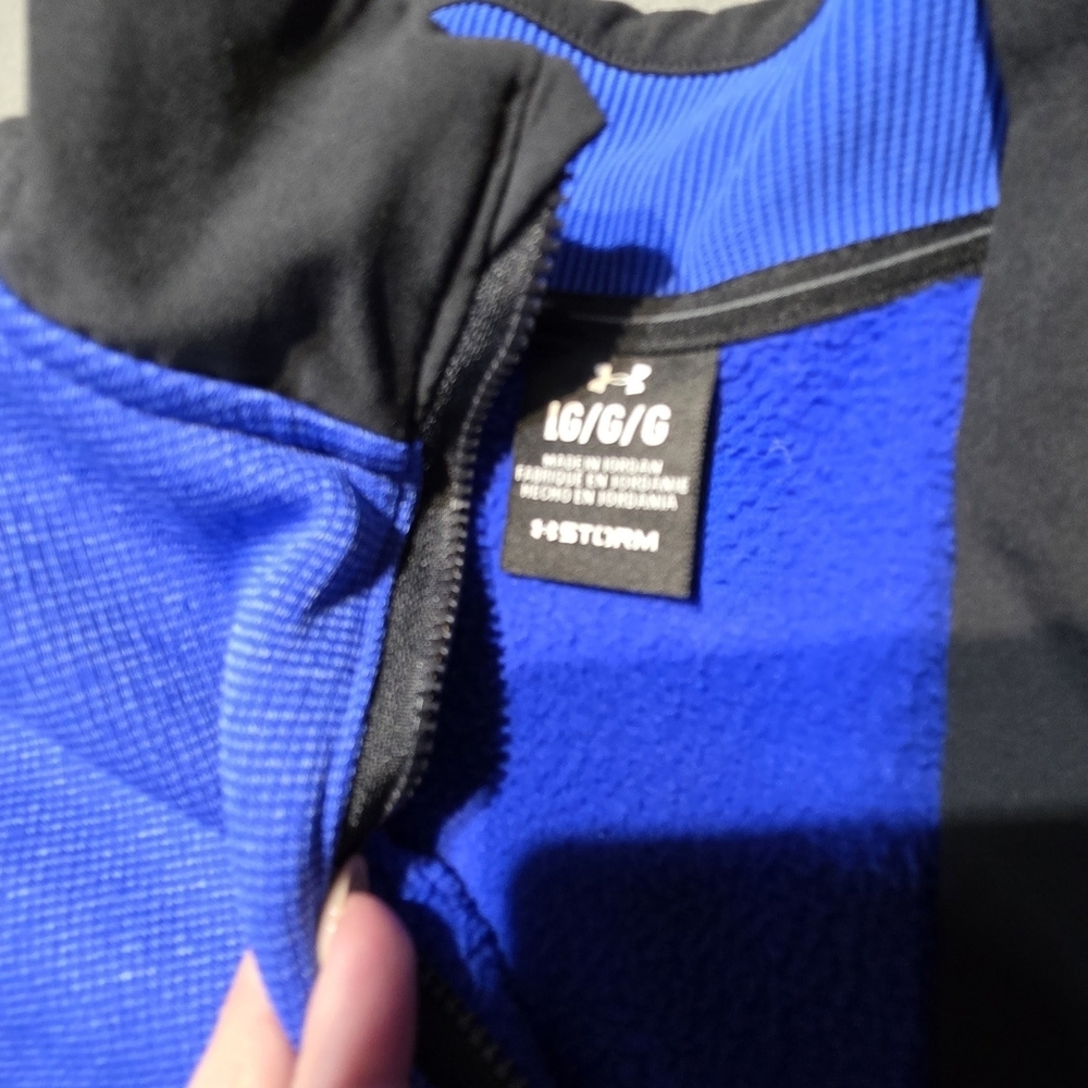 Under Armour Men's Performance Pullover in Blue and Black Large EUC - Picture 3 of 4